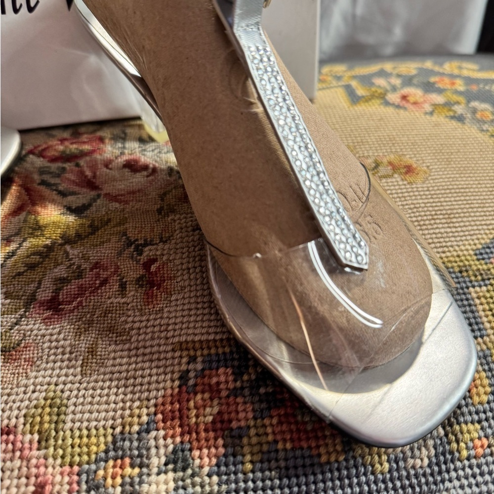 Midnight Velvet Silver Rhinestone T-Strap Clear Heel Sandals | Size 7M NNT - Picture 4 of 6